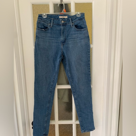 Levi high rise skinny jeans - Picture 1 of 7
